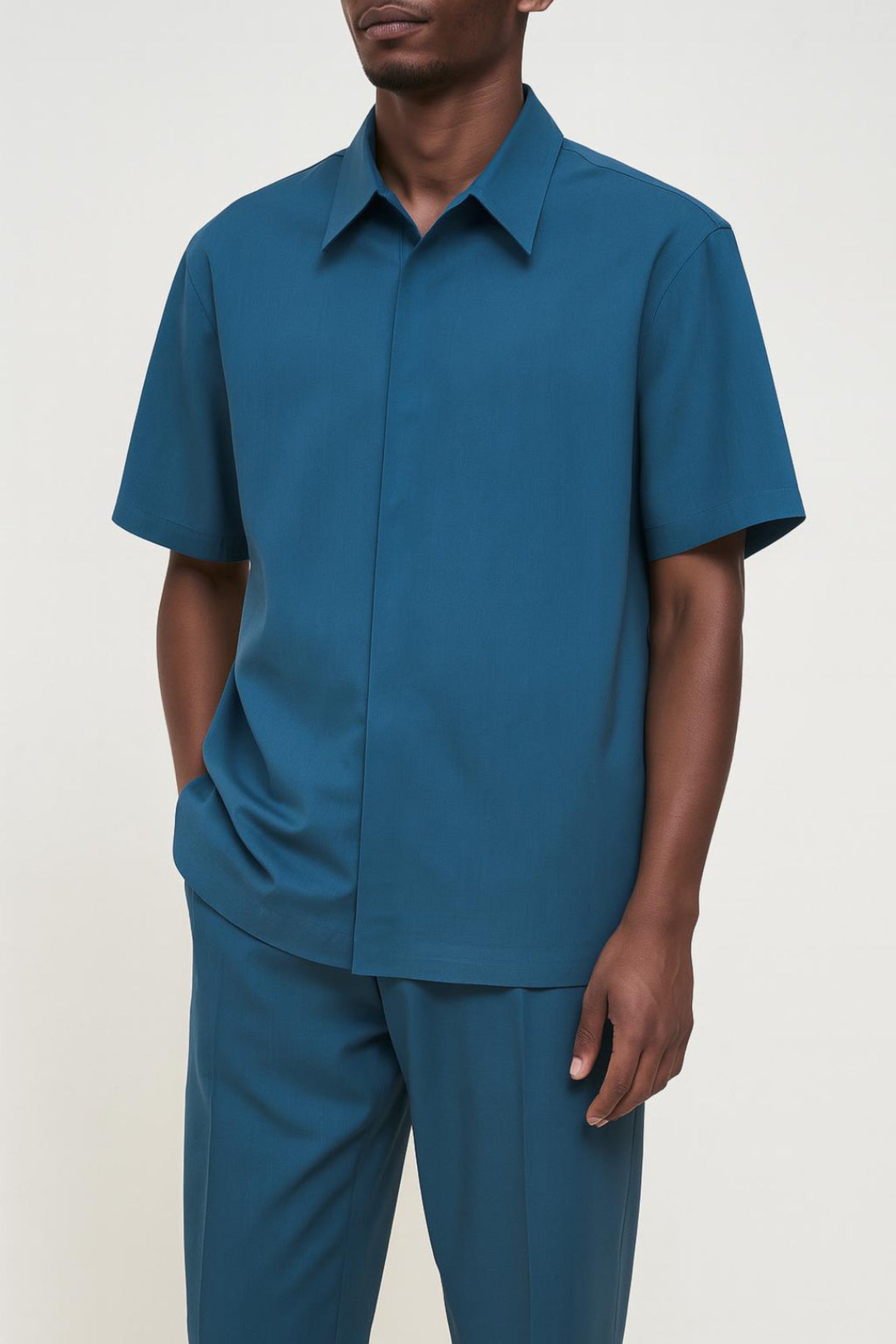 Ensemble pour homme composé d’une chemise à manches courtes et d’un pantalon droit, en laine froide bleu indigo - marque Kantawa Paris
